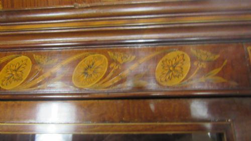 SUPERB MARQUETRY DISPLAY CABINET - ADDITIONAL PHOTO 16
