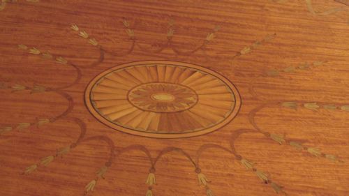 SUPERB SATINWOOD OCCASIONAL TABLE - ADDITIONAL PHOTO 3