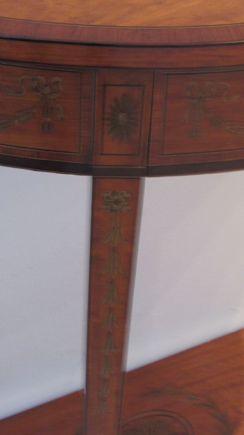 SUPERB SMALL SATINWOOD CONSOLE TABLE - ADDITIONAL PHOTO 8