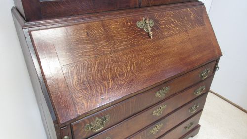 LOVELY 18TH CENTURY OAK BUREAU BOOKCASE - ADDITIONAL PHOTO 2