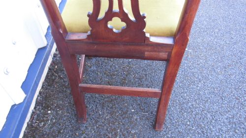 SET OF FOUR WIDE MAHOGANY GEORGIAN CHAIRS - ADDITIONAL PHOTO 8