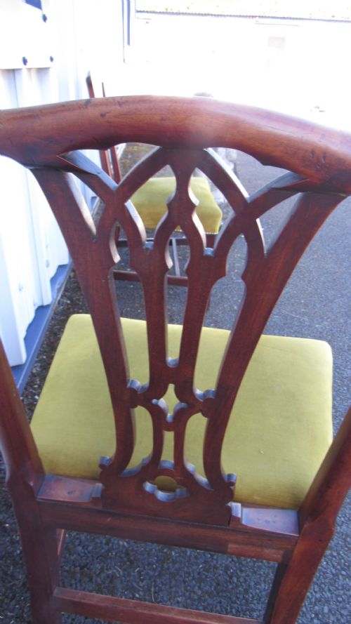 SET OF FOUR WIDE MAHOGANY GEORGIAN CHAIRS - ADDITIONAL PHOTO 9