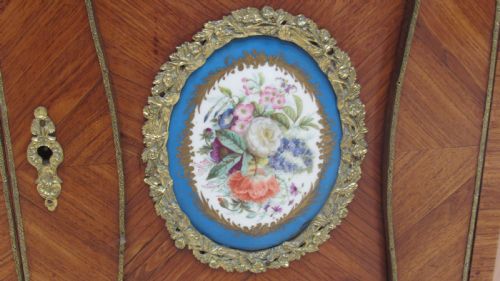 FABULOUS SIDE CABINET - ADDITIONAL PHOTO 29