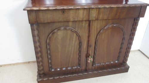 IMPOSING VICTORIAN MAHOGANY CHIFFIONERE - ADDITIONAL PHOTO 1