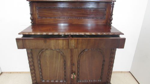 IMPOSING VICTORIAN MAHOGANY CHIFFIONERE - ADDITIONAL PHOTO 17