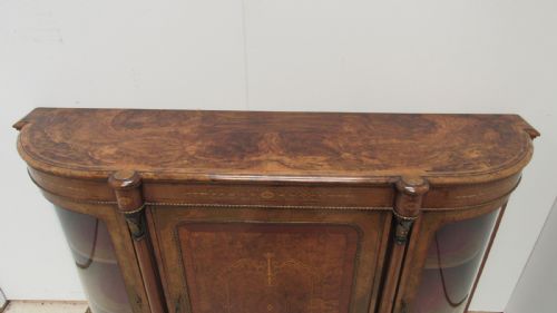 WONDERFUL QUALITY WALNUT CREDENZA - ADDITIONAL PHOTO 1