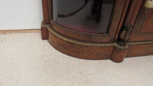 WONDERFUL QUALITY WALNUT CREDENZA - ADDITIONAL PHOTO 9