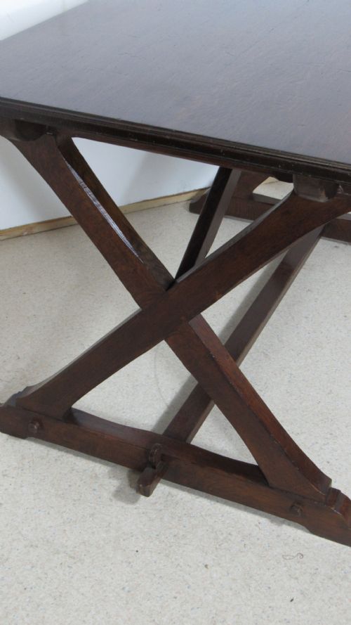 WONDERFUL ARTS AND CRAFTS REFECTORY TABLE - ADDITIONAL PHOTO 9
