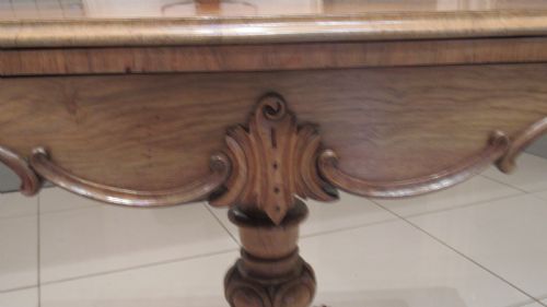 SUPERB WALNUT CARD TABLE - ADDITIONAL PHOTO 5