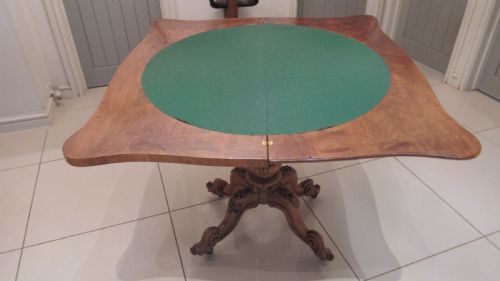 SUPERB WALNUT CARD TABLE - ADDITIONAL PHOTO 8