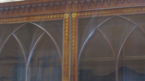 SUPERB GEORGIAN MARQUETRY LIBRARY BOOKCASE - ADDITIONAL PHOTO 11
