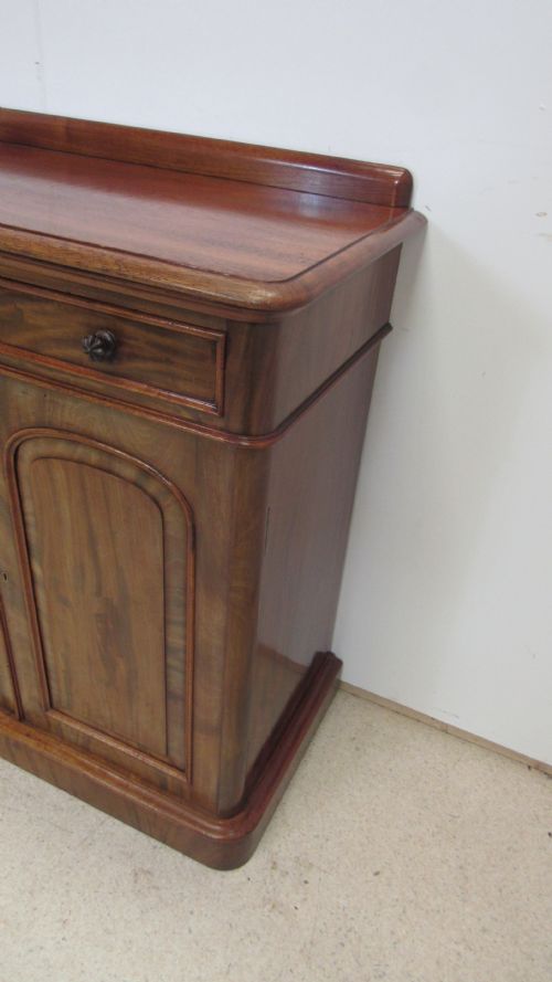 WONDERFUL NARROW QUALITY SIDE CABINET SERVER - ADDITIONAL PHOTO 12