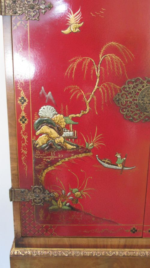 SUPERB RED LACQUERED COCKTAIL CABINET - ADDITIONAL PHOTO 3