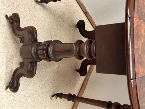 SUPERB WALNUT BABY SUTHERLAND TABLE - ADDITIONAL PHOTO 4