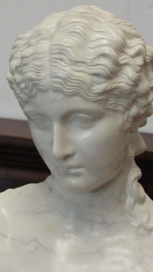 A EXQUISITE MARBLE AND ALABASTER BUST - ADDITIONAL PHOTO 1