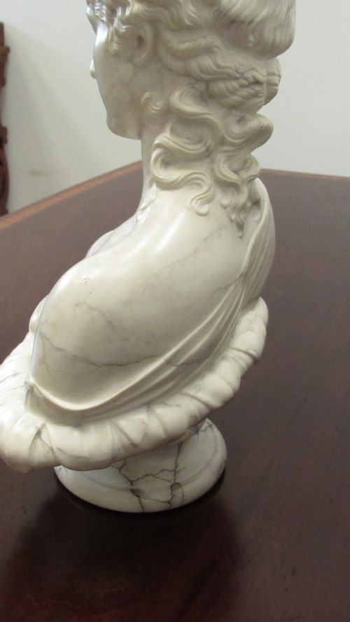 A EXQUISITE MARBLE AND ALABASTER BUST - ADDITIONAL PHOTO 6