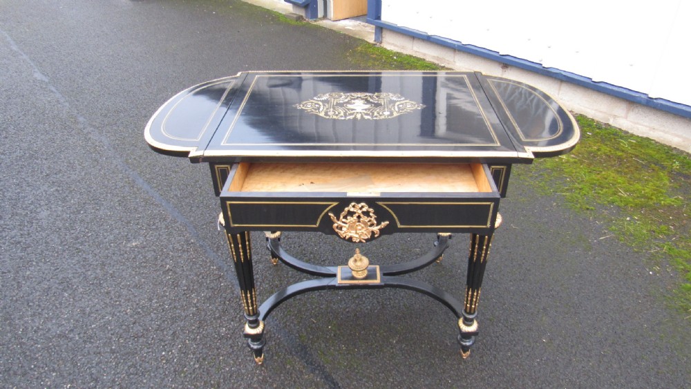 sofa table  View III