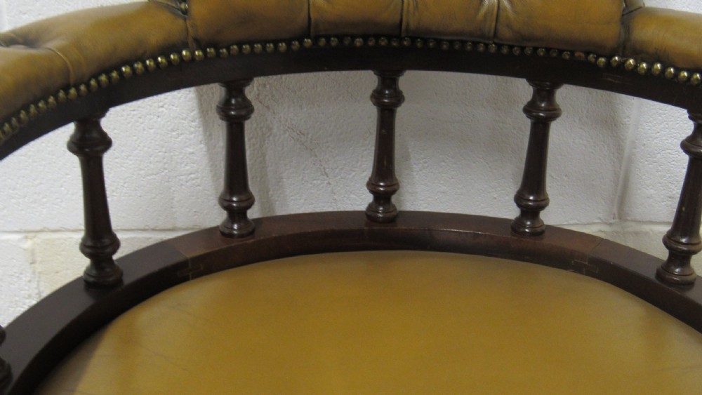 leather club armchair View XIII