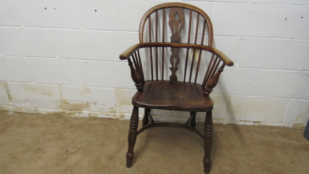 19thc fruitwood and elm Windsor chair