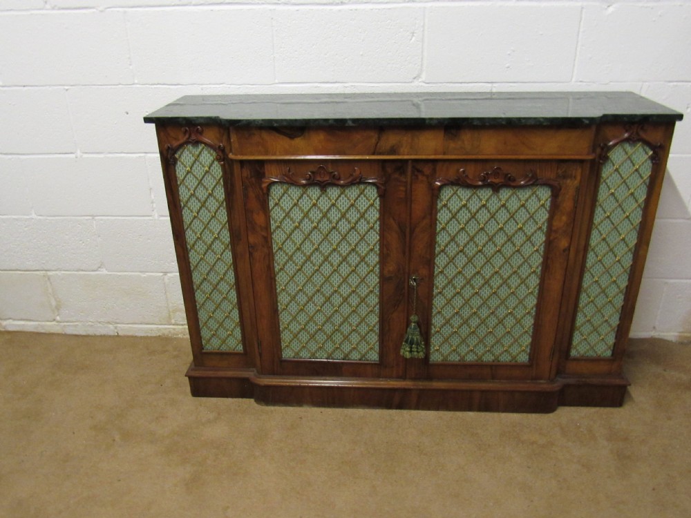 Victorian walnut side cabinet 
