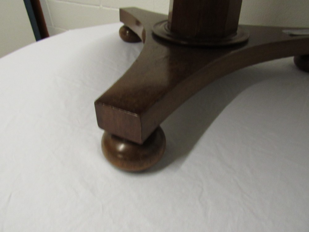 victorian mahogany coffee table  View VII