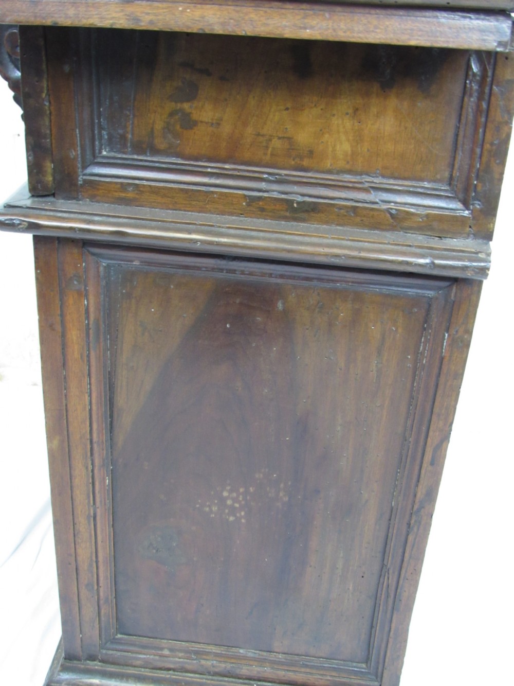 18thc italian cupboard View XIV