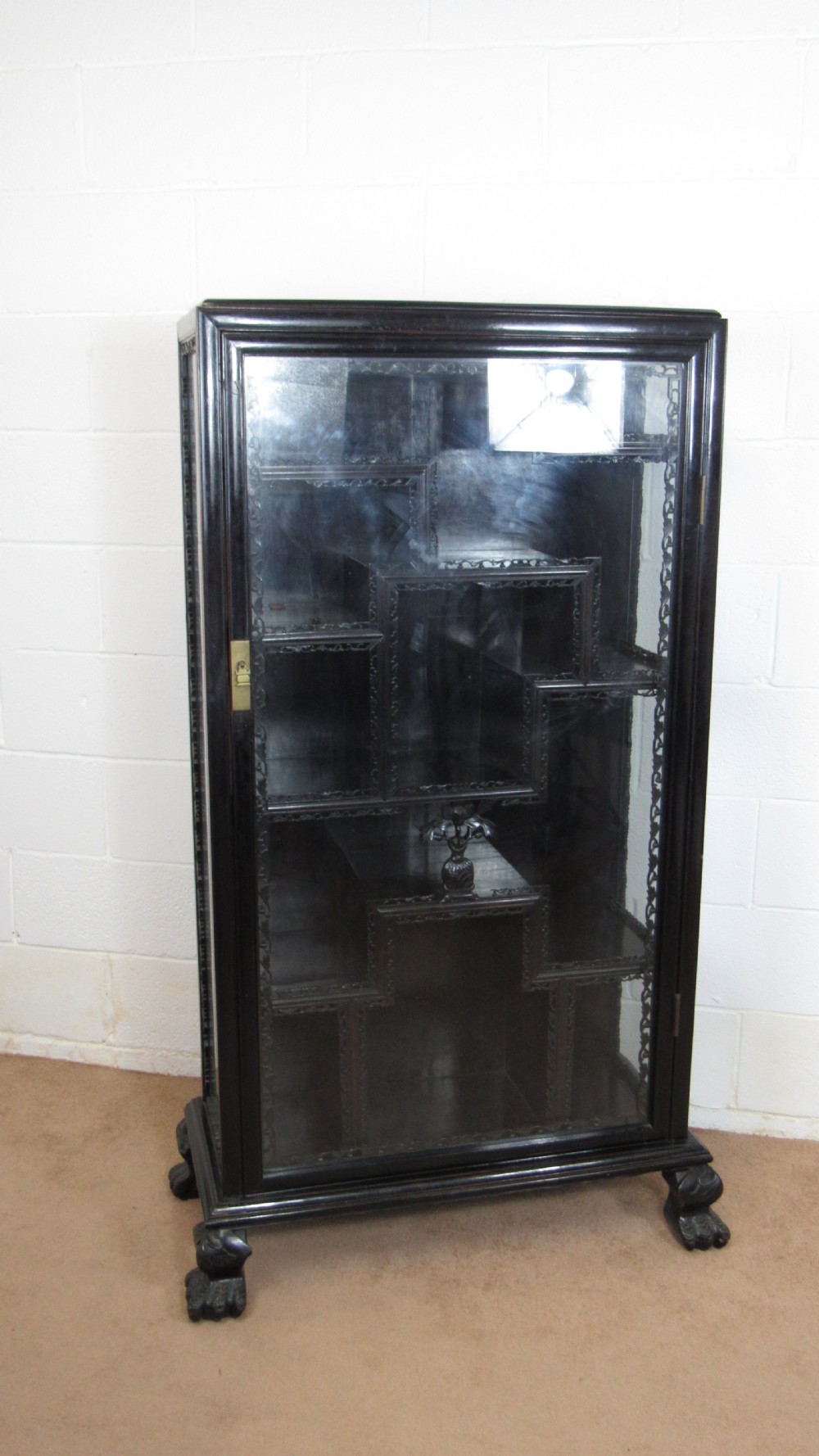Rare 19thc  chinese  cabinet View XX