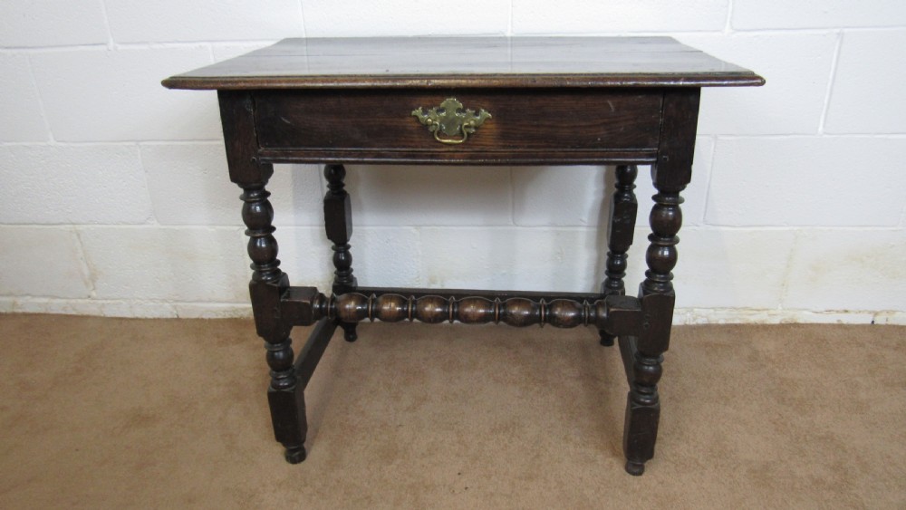 17th century oak side table View VII