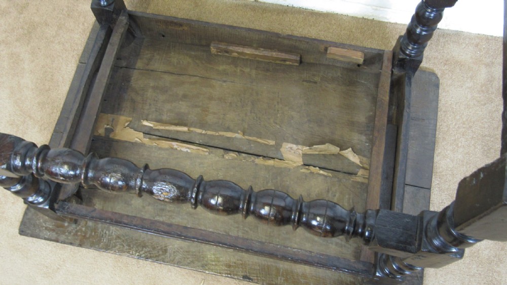 17th century oak side table View XVI