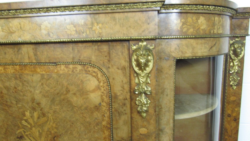 Superb quality walnut credenza side cabinet  View IV