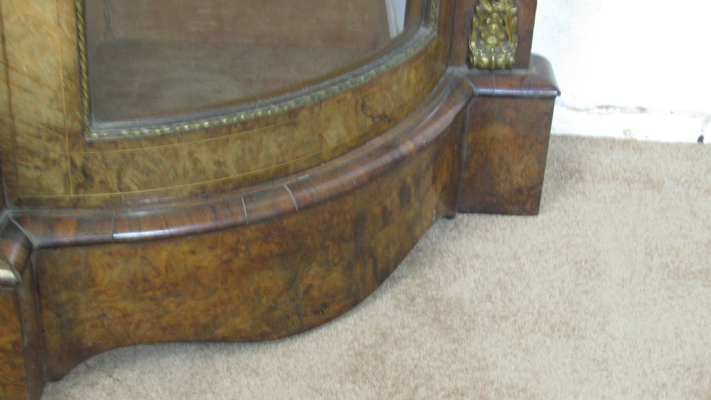 Superb quality walnut credenza side cabinet  View VII