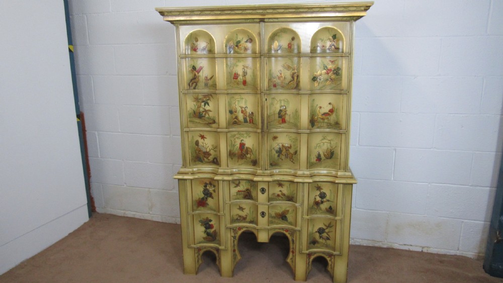 Laquered chinoiserie cocktail cabinet View IV