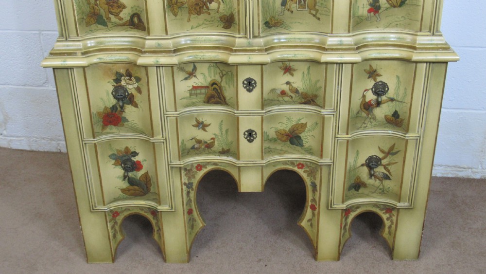 Laquered chinoiserie cocktail cabinet View V