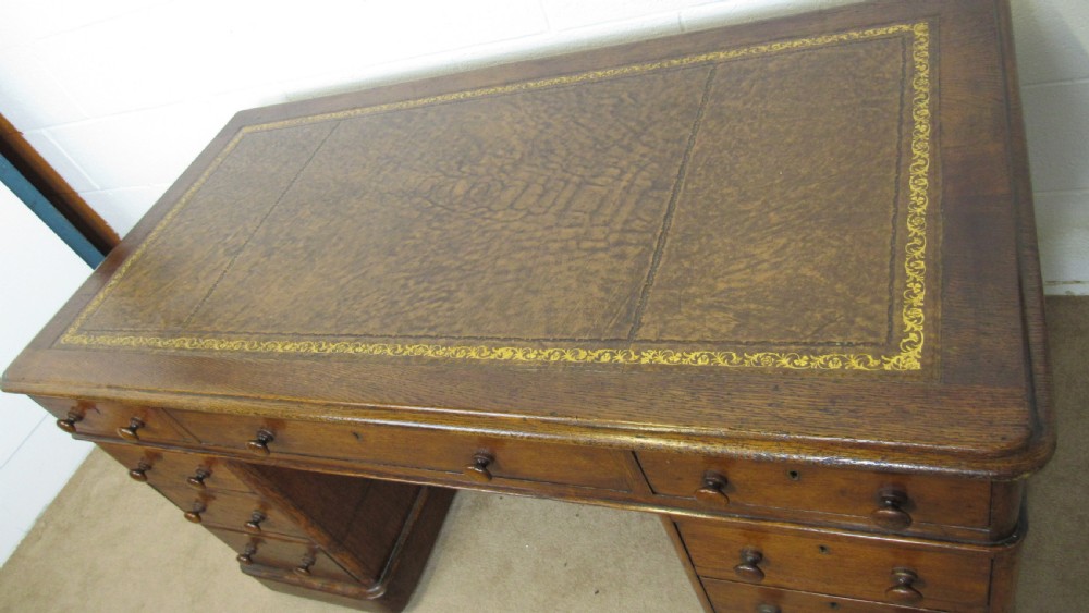 19th century oak pedestal desk  View IV