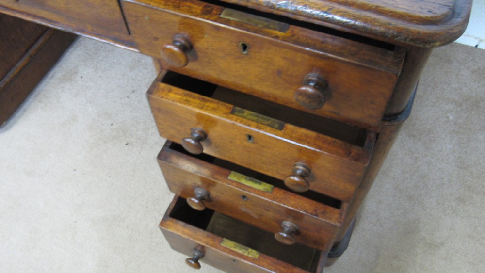 19th century oak pedestal desk  View XVI