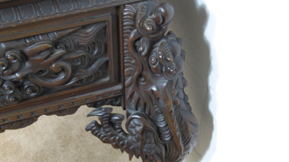 Fantastic carved dressing table   View XV