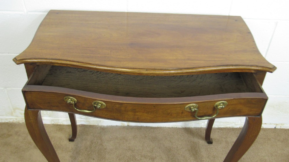 Elegant Georgian Side Table  View IV
