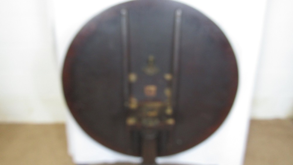 Irish Georgian circular table  View XI