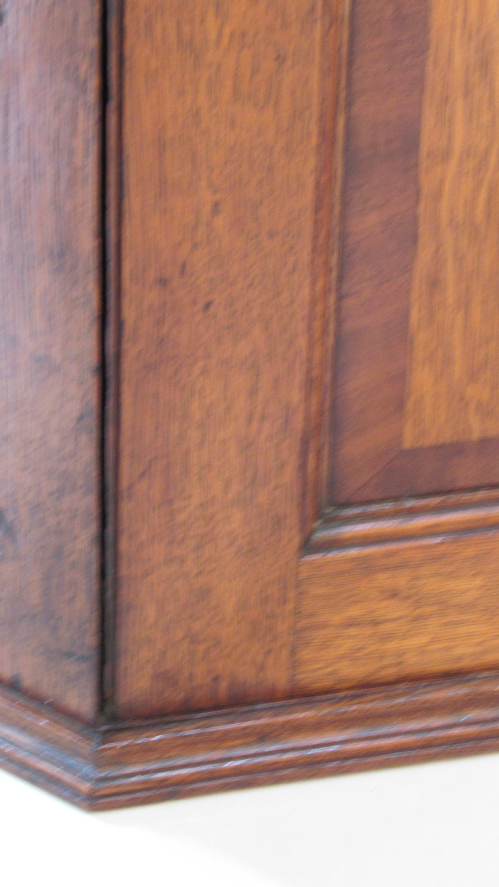 Georgian oak and mahogany corner cupboard View XIII