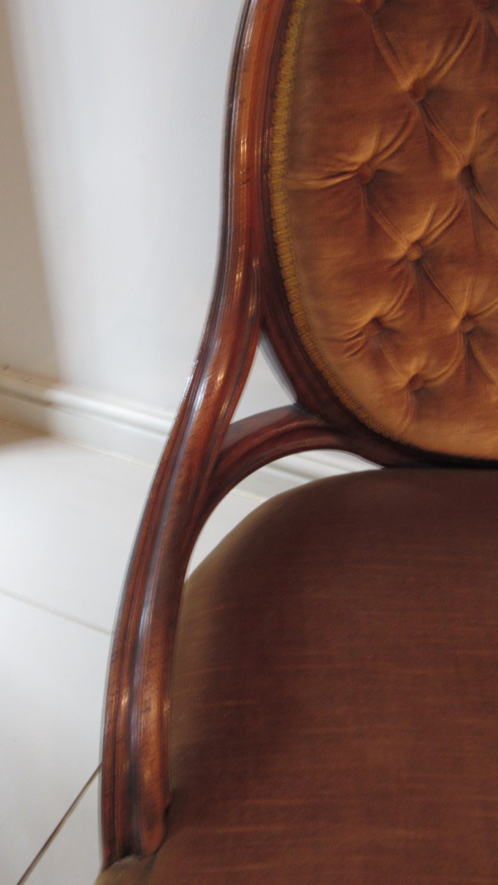 Walnut victorian lounge chair View V