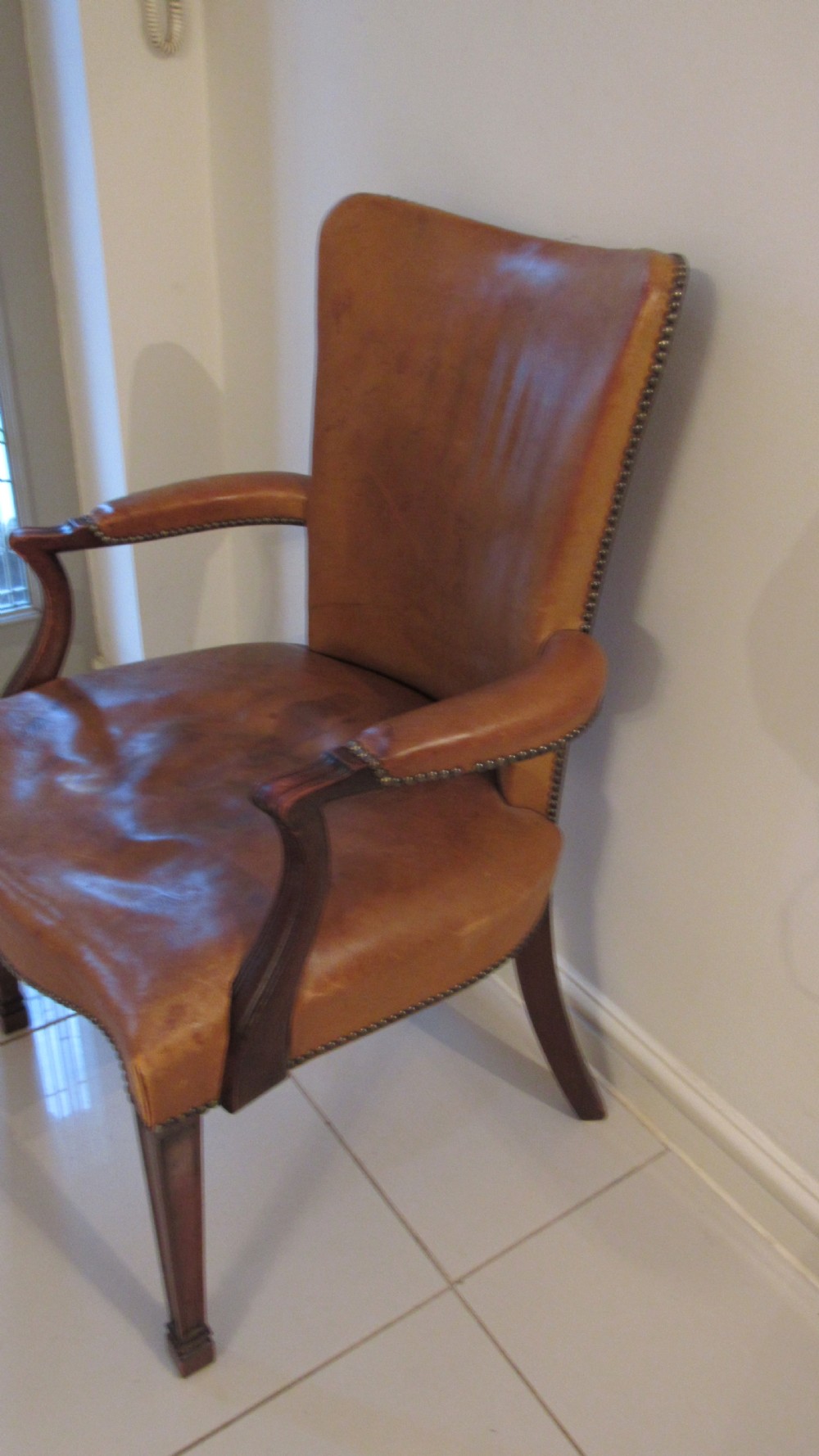 superb leather desk chair  View VII