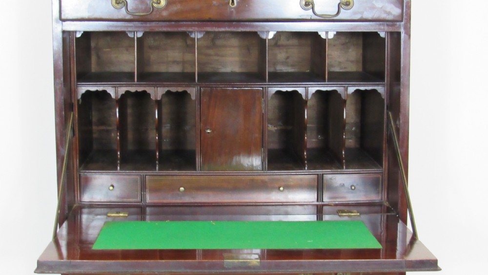 Rare irish secretaire georgian chest  View VI