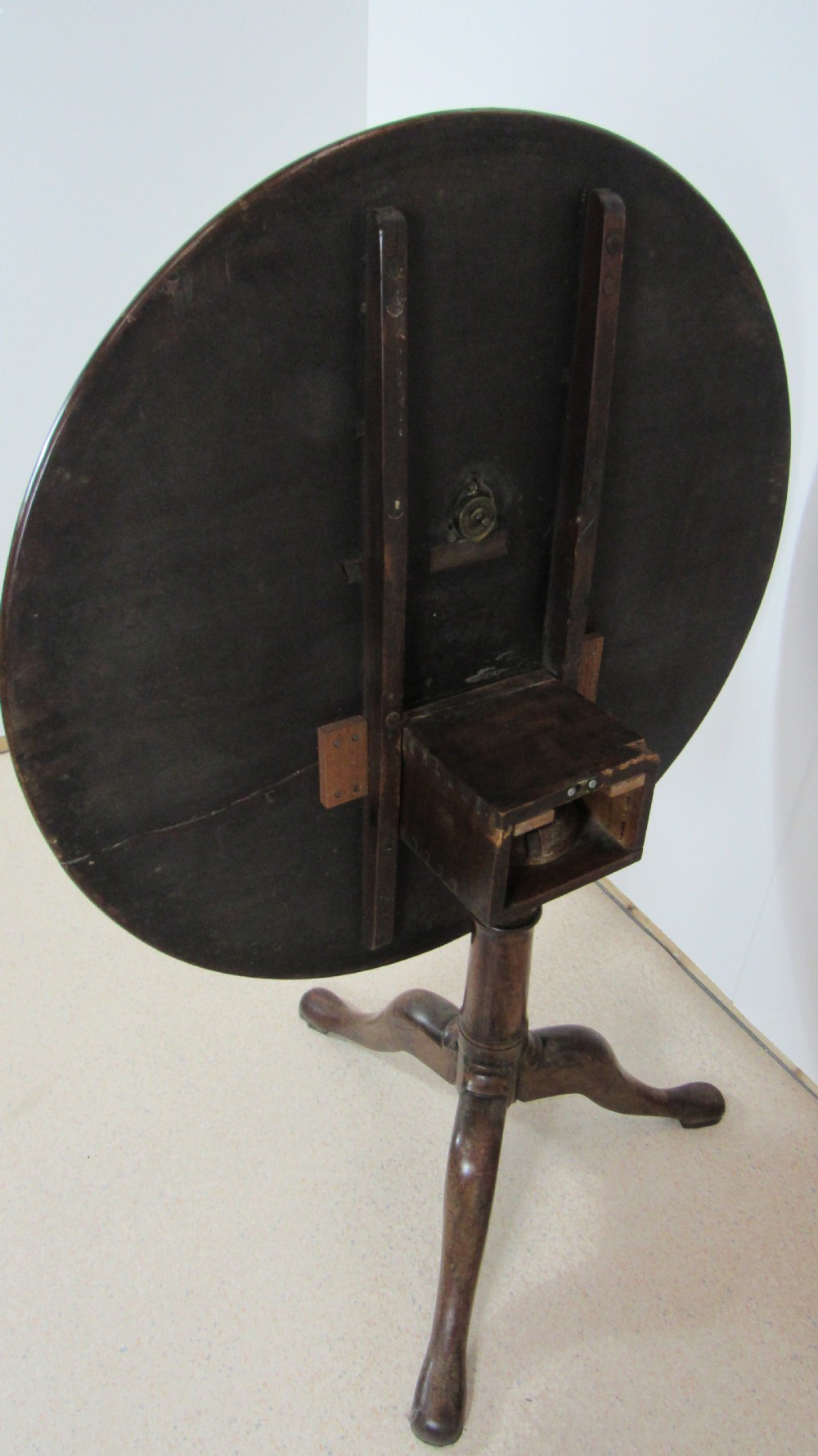 Georgian mahogany snap top table  View VII