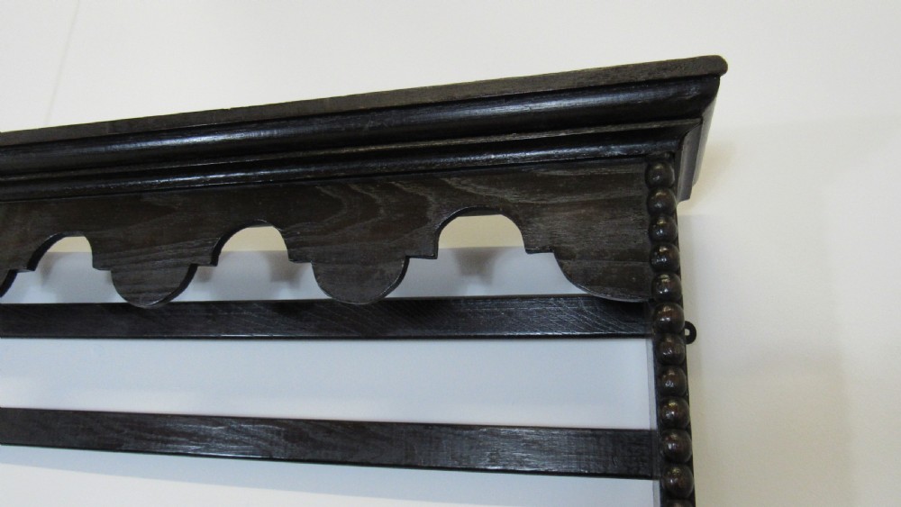 Stylish oak dresser  View VII