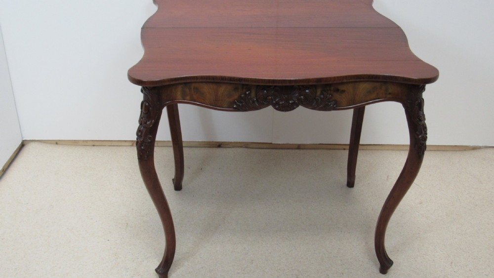 19THC mahogany tea table  View VIII
