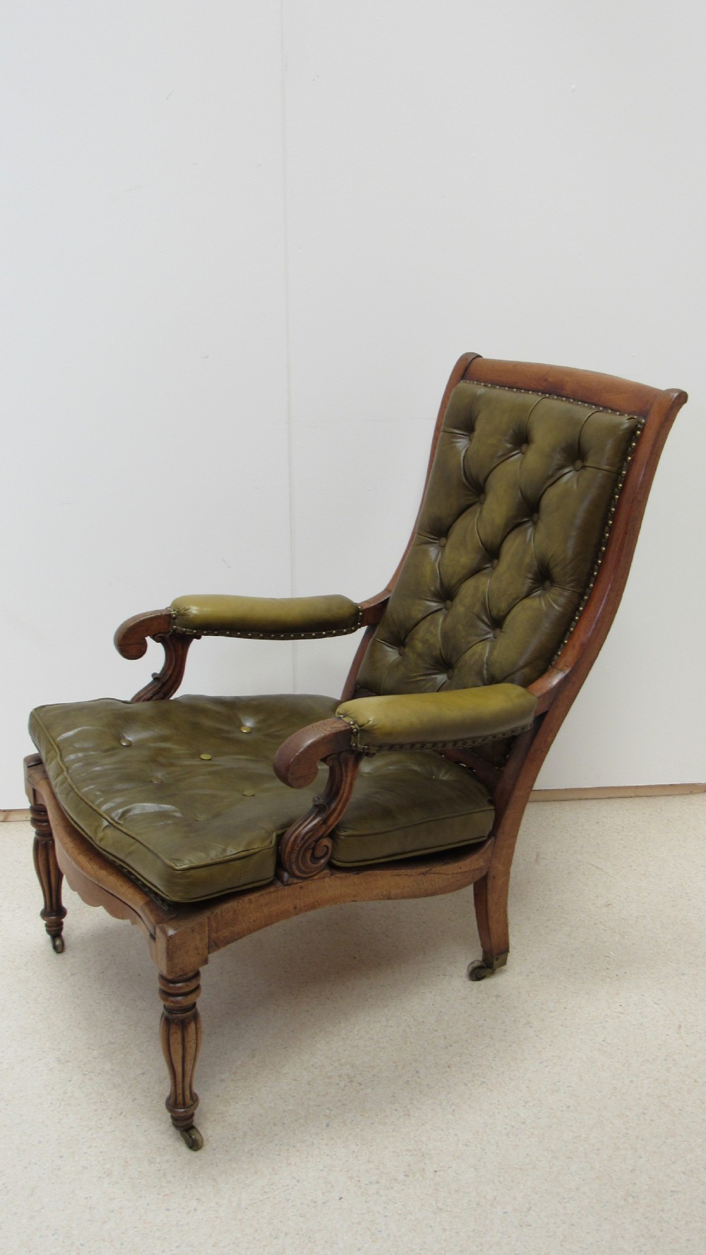 Superb oak William IV leather library chair  