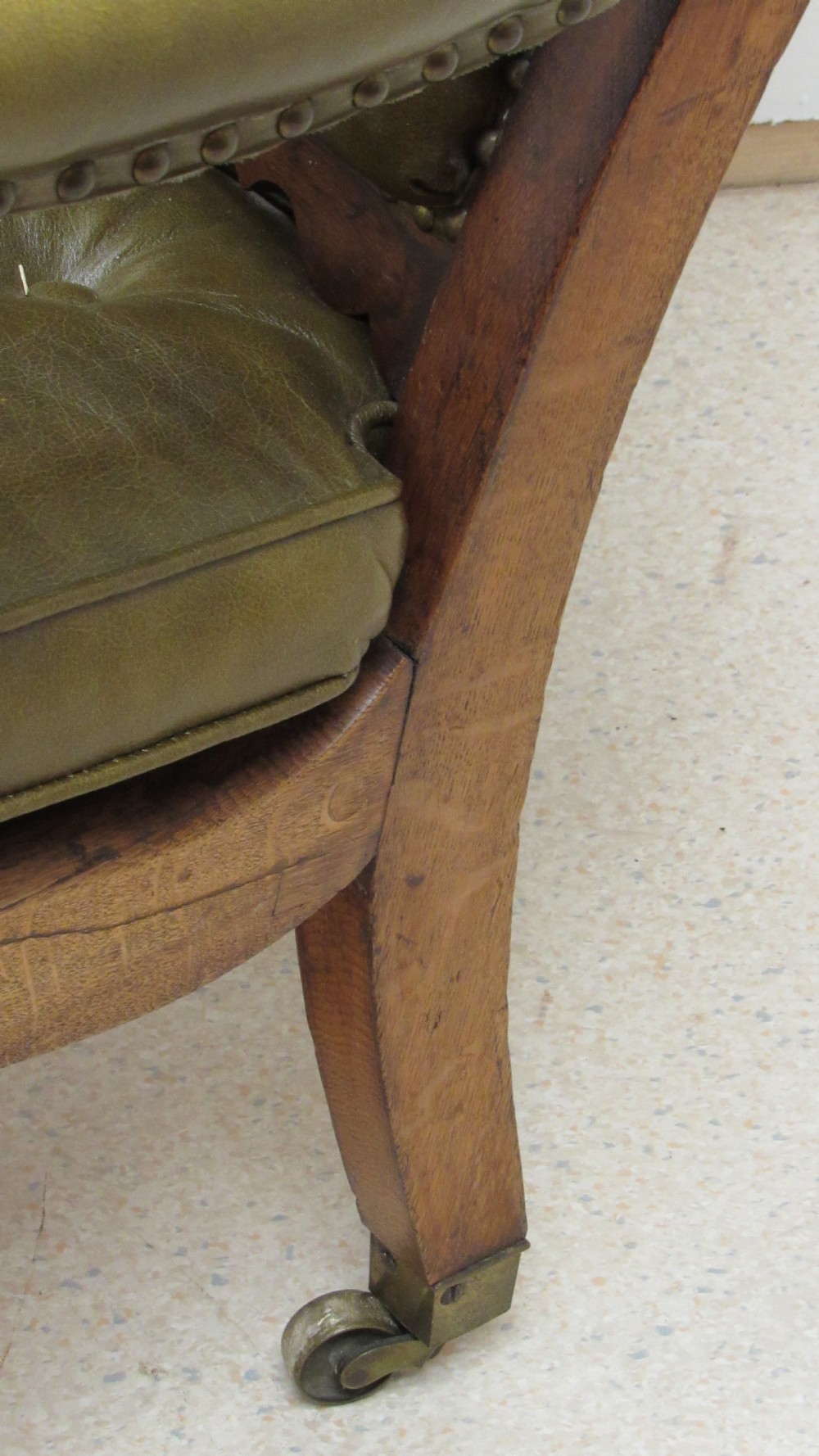 Superb oak William IV leather library chair   View VI