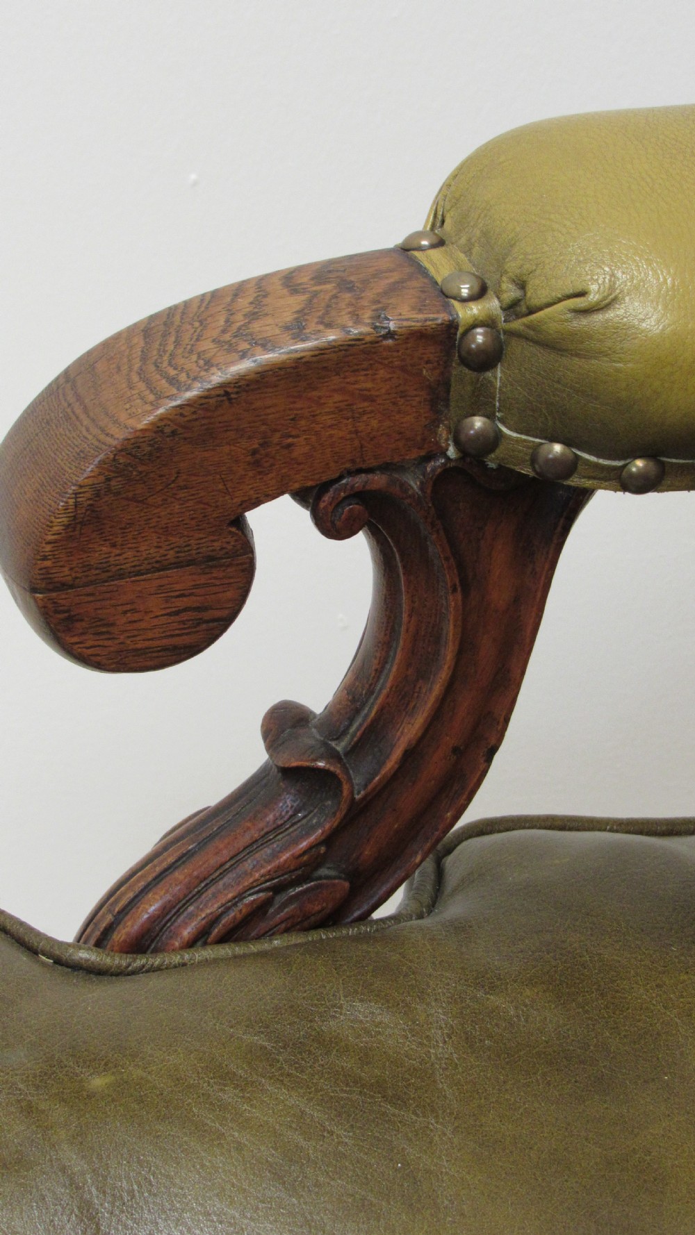 Superb oak William IV leather library chair   View VII