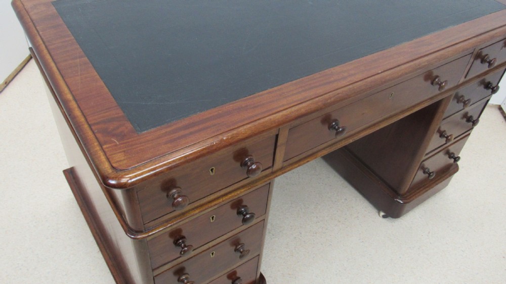 Good victorian mahogany pedestal desk View XVI