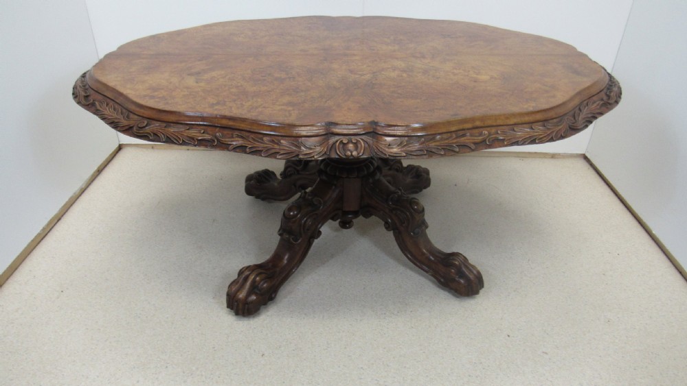 Superb walnut Irish centre table  View XII